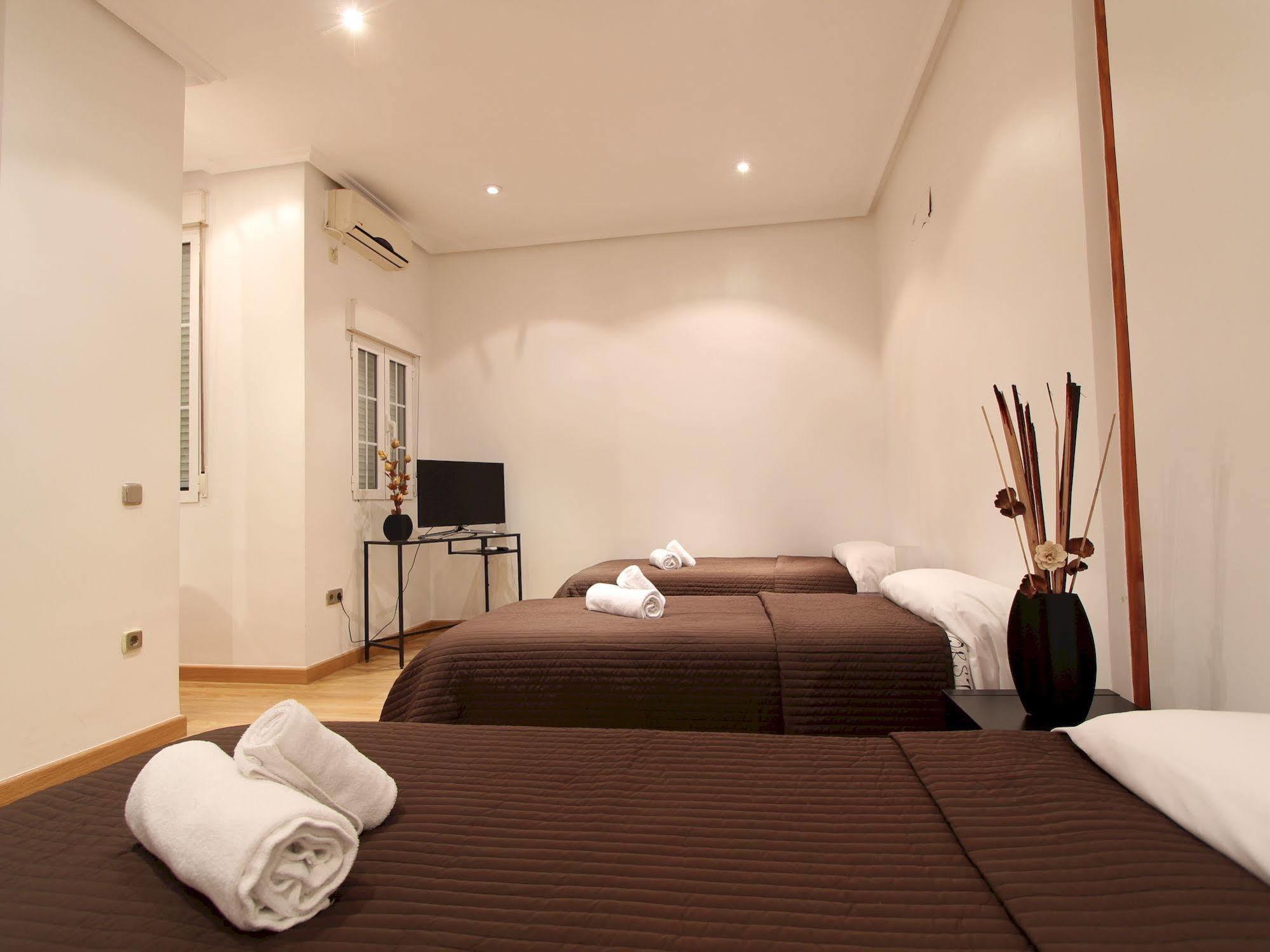 Apartamentos Good Stay Prado Μαδρίτη Εξωτερικό φωτογραφία