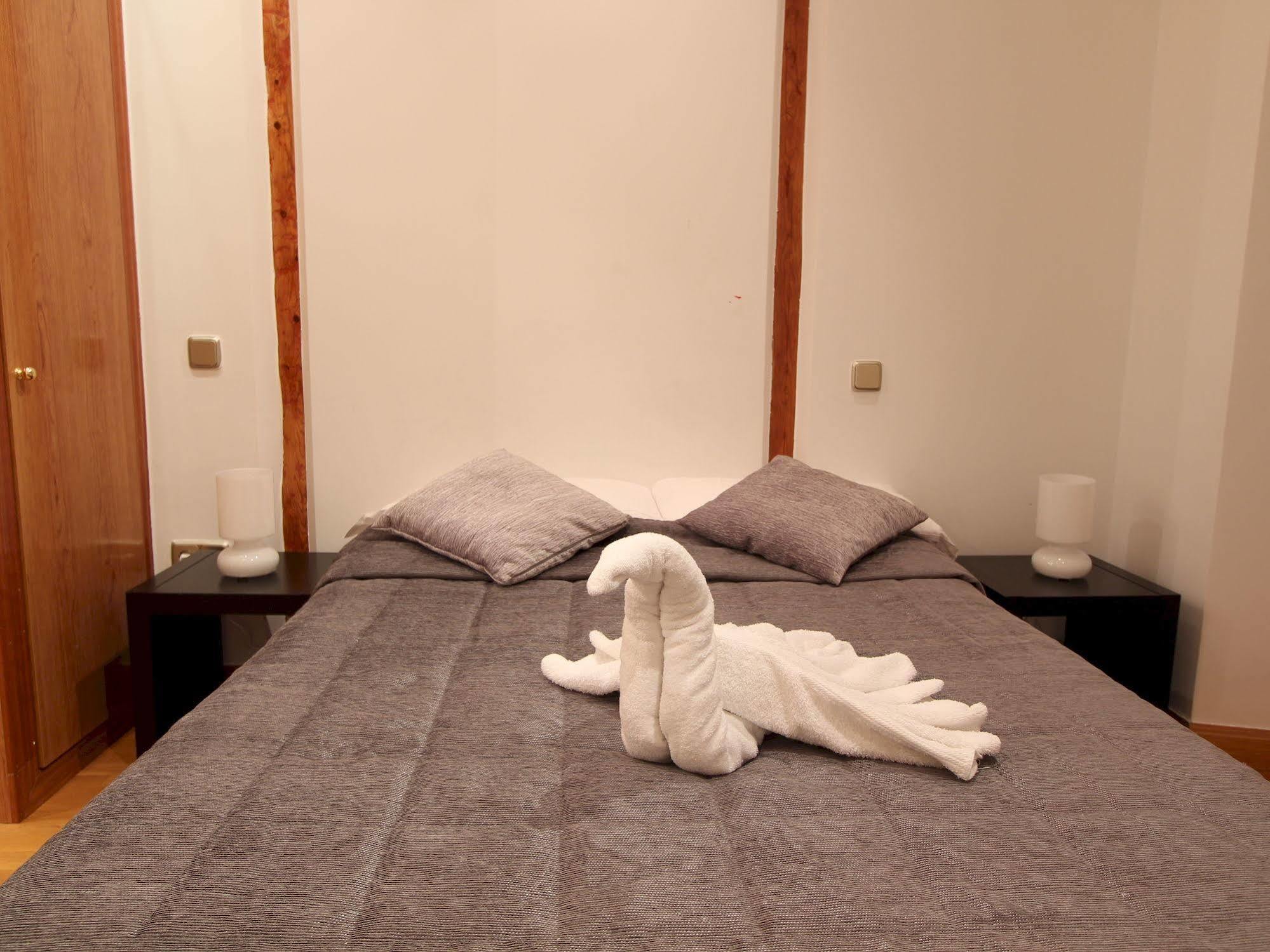 Apartamentos Good Stay Prado Μαδρίτη Εξωτερικό φωτογραφία