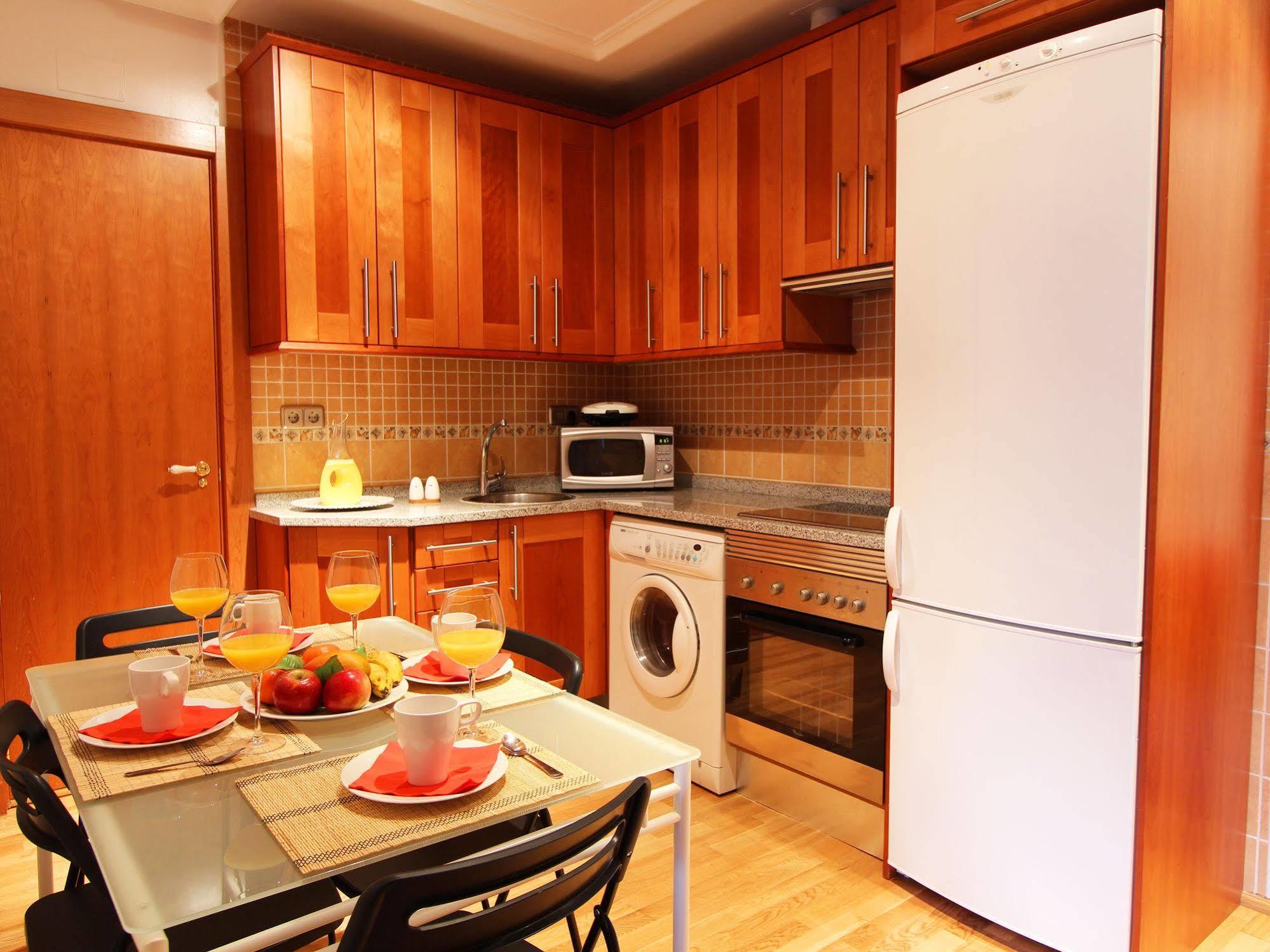 Apartamentos Good Stay Prado Μαδρίτη Εξωτερικό φωτογραφία